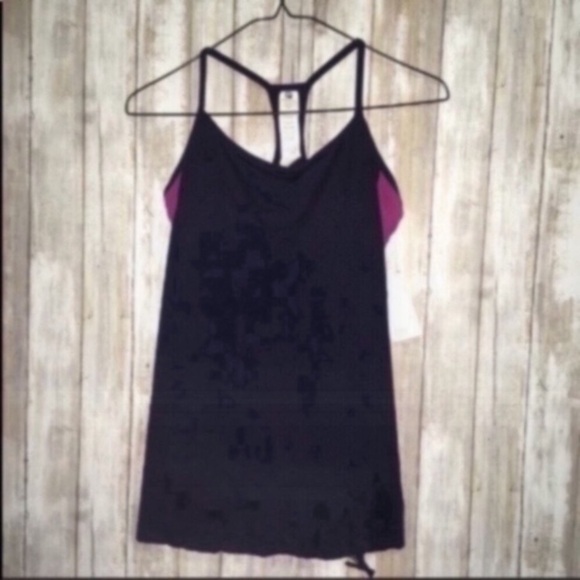 NWT Fabletics Norwalk Tank - Picture 8 of 8